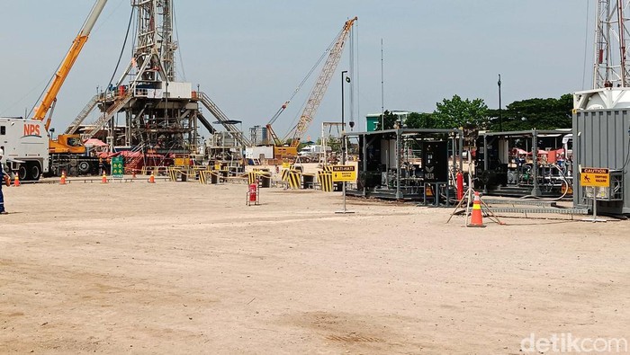 Pertamina Suntik CO2 di Sumur Sukowati Jatim, Kapasitas 80-100 Ton/hari PT Pertamina (Persero) melakukan injeksi CO2 dengan metode ke salah satu sumur di lapangan Sukowati, Bojonegoro, Jawa Timur. Hal ini untuk meningkatkan produksi dan mengurangi emisi karbon.