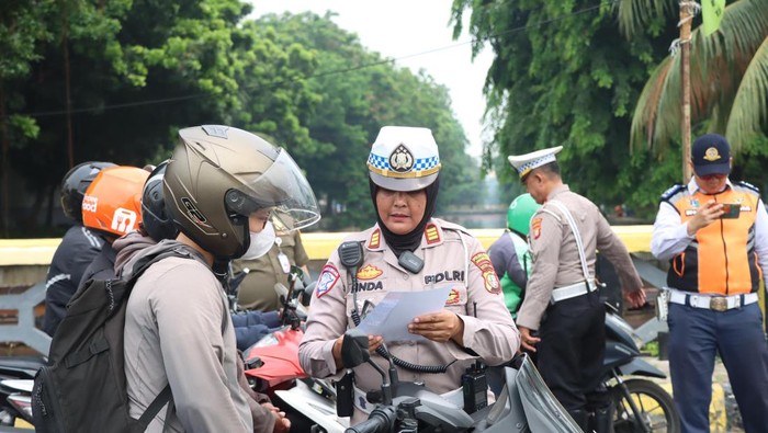 Polisi menggelar Operasi Zebra Jaya 2024 di 3 titik di wilayah Jakarta Pusat.
