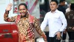 Senyum Semringah Menteri Ekonomi Era Jokowi Dipanggil Prabowo