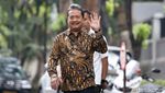 Senyum Semringah Menteri Ekonomi Era Jokowi Dipanggil Prabowo