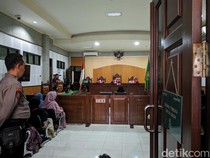 2 Terdakwa Korupsi Dana PNPM Lombok Timur Divonis 5 dan 6 Tahun Penjara