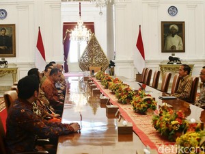 Muzani: Pertemuan Pimpinan MPR dengan Jokowi Berlangsung Penuh Canda Tawa