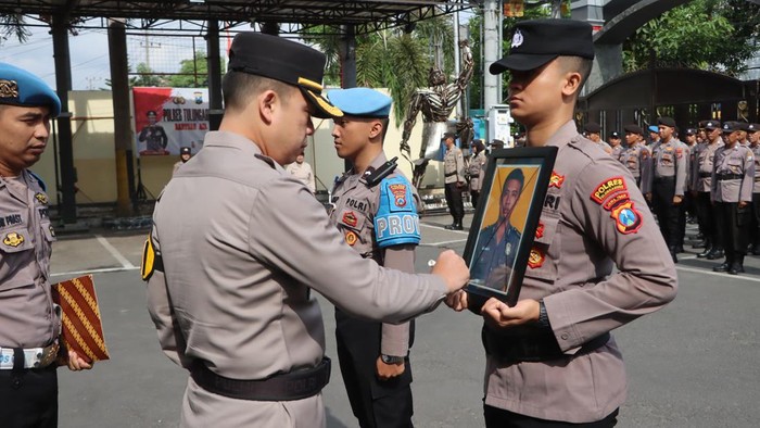 Anggota Polres Tulungagung dipecat karena sering menipu
