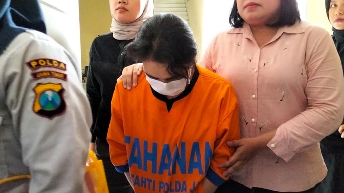 baby sitter di surabaya cekoki obat keras