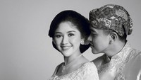 Belum ditampilkan wajahnya ke publik, tetapi anak pertama Erina dan Kaesang Pangarep berjenis kelamin perempuan. Namanya, Bebingah Sang Tansahayu. Foto: Instagram @erinagudono