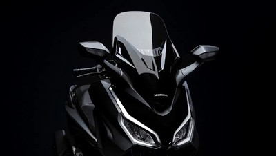 Tampang Honda Forza 125 Baru: Bodi Bongsor ala Moge, Bisa Konek ke HP