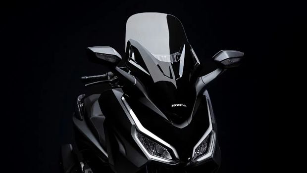 Honda Forza 125.
