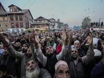 Umat Muslim India Peringati Kematian Ulama Sufi Sheikh Abdul Qadir
