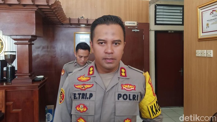 Kapolres Jembrana, AKBP Endang Tri Purwanto, saat ditemui awak media di kantornya, Selasa (15/10/2024). (I Putu Adi Budiastrawan/detikBali)