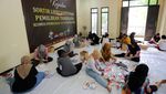 KPU Kota Blitar Mulai Sortir dan Lipat Surat Suara Pilkada 2024
