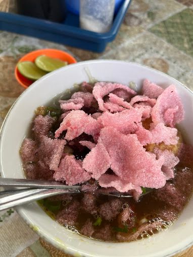 Lamaknyo! Soto Padang Isian Daging Goreng Ada di 5 Tempat Makan Ini