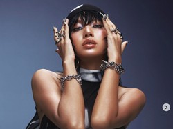 Foto: Perbandingan Gaya Personel BLACKPINK Usai Fokus Solo Karier