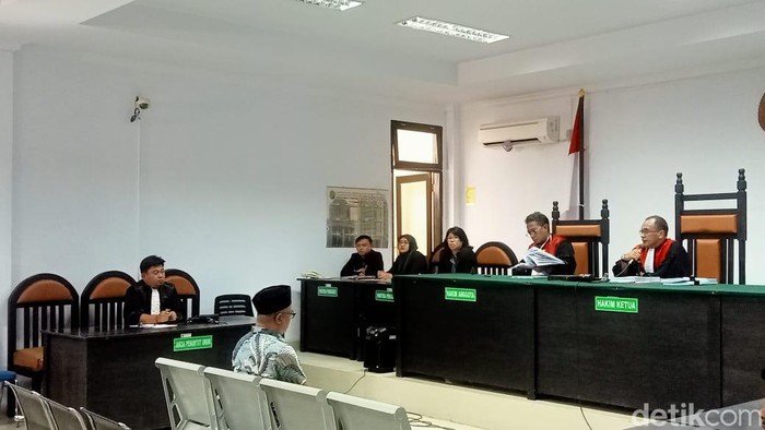 Mantan Kadis PUPR Kota Gorontalo Rifadli divonis bebas di kasus korupsi SPAM Dungingi.