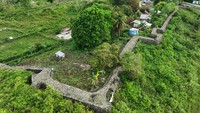 Foto udara kawasan Benteng Kulisusu di Kecamatan Kulisusu, Buton Utara, Sulawesi Tenggara, Senin (14/10/2024).