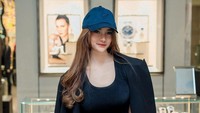 Selain itu, Nabilla Aprillya menekankan tidak benar pernah menikah siri maupun jadi istri kedua dari ketum parpol. (Foto: dok Instagram)