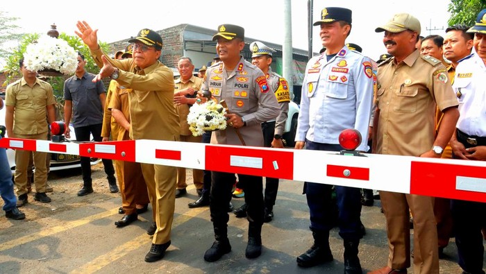 Palang Pintu Damarsi Mojokerto diresmikan