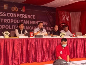 Kepergok Curi Motor, Pelaku Begal di Jakpus Dikejar Polisi lalu Todong Pistol