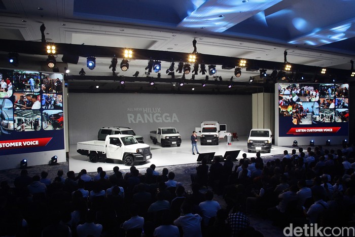 Toyota Hilux Rangga meluncur di Indonesia. Mobil itu dipasarkan mulai Rp 188 jutaan buat varian mesin bensin dan mulai Rp 244 jutaan untuk varian mesin diesel.
