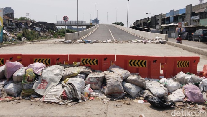 Progres pembangunan flyover di Jalan Nurtanio dan Flyover Ciroyom