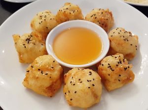 Resep Bola Udang Wijen Saus Madu, Guirh Renyahnya Bikin Nagih