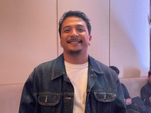 Menyusuri Sukses Gala Bunga Matahari dalam Hidup Sal Priadi Menyusuri Sukses Gala Bunga Matahari dalam Hidup Sal Priadi