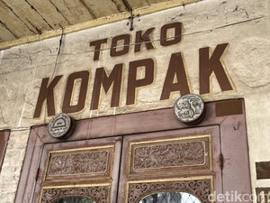 Eksplorasi Sejarah di Pasar Baru, Cek 4 Bangunan Ikonik di Sana