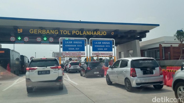 Gerbang Tol Polanharjo, Klaten. Foto diunggah Selasa (15/10/2024).