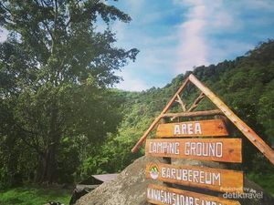 Eksplorasi Keindahan Alam di Camping Ground Baru Beureum Sumedang