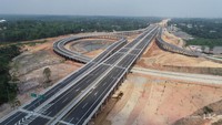 Interchange Bayung Lencir-Tempino. Tol Bayung Lencir - Tempino Seksi 3 di Provinsi Jambi 34 km telah selesai dibangun dengan anggaran sebesar 5,6 triliun. Foto: Dok. PT Hutama Karya (Persero)