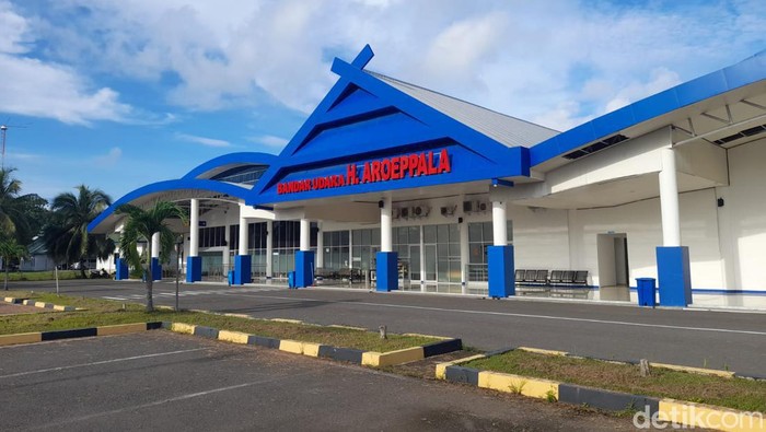 Bandara Aroeppala Selayar.
