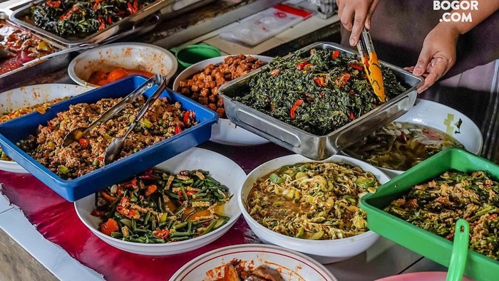 Catat! 5 Warung Makan Sunda di Bogor yang Terkenal Punya Lauk Enak
