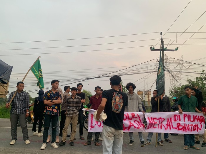 Demo Pilkada Banten
