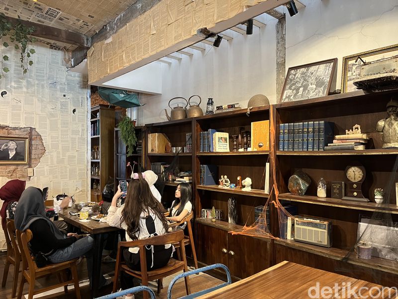 Ekara Coffee di Bandung yang punya nuansa dunia Harry Potter