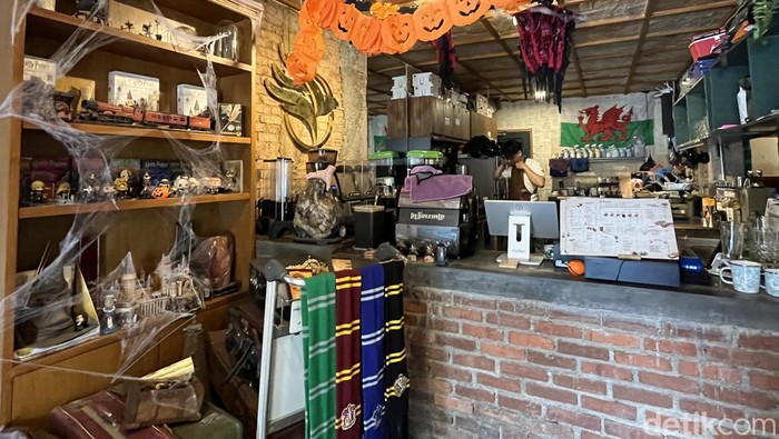 Ekara Coffee di Bandung yang punya nuansa dunia Harry Potter