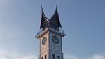 Jam Gadang Berusia 100 Tahun, Saksi Sejarah yang Memikat Wisatawan