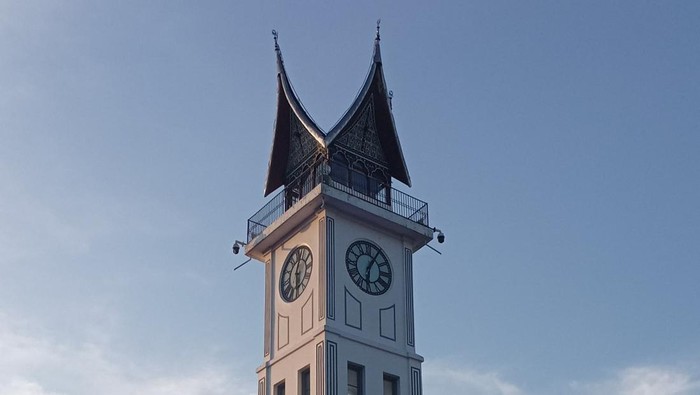 Jam Gadang di Bukittinggi, Sumbar. (AIsyah Lutfi/detikSumut)