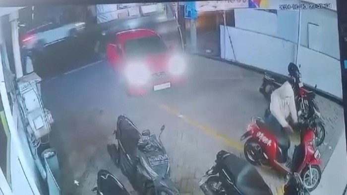 Maling motor bawa Brio di Mojokerto