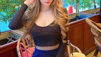 Sosok Nabilla Aprillya di Instagram pun mencuri perhatian. Mantan kekasih YouTuber Atta Halilintar ini kerap membagikan momen kulineran seru di luar negeri. Foto: Instagram @bae_biiiiiii