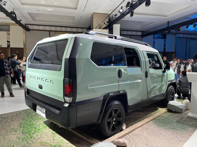 Toyota Hilux Rangga Mirip FJ Cruiser