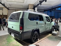 Toyota Hilux Rangga Mirip FJ Cruiser