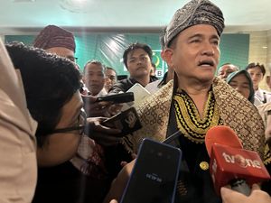 Video: Yusril Puji Langkah Prabowo Pecah Kemenkumham Jadi 3 Kementerian