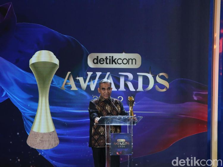Ahmad Muzani Dianugerahi Legislator Perajut Persatuan 2019-2024