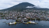 PT ASDP (Persero) terus memperluas konektivitas di seluruh Nusantara hingga wilayah tertinggal, terdepan, terluar, dan perbatasan (3TP) melalui pengoperasian 304 lintasan penyeberangan yang menjangkau seluruh pelosok Indonesia .