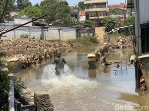 Penampakan Terkini Banjir Kampung Bulak Barat Depok yang Tak Kunjung Surut