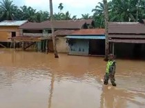 Banjir Masih Landa Sejumlah Daerah di Aceh, 1 Warga Tewas