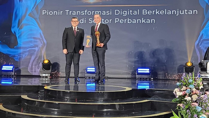 Bank Mandiri meraih penghargaan di detikcom Awards 2024
