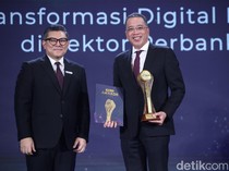 Bank Mandiri Raih detikcom Awards Pionir Transformasi Digital Berkelanjutan