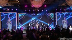 BCL Tampil Memukau di detikcom Awards 2024