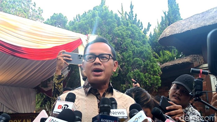 Bima Arya usai mengikuti pembekalan calon wakil menteri di Hambalang