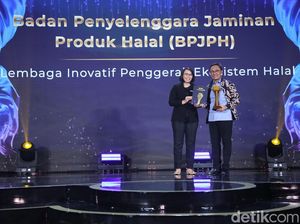 BPJPH Kemenag Raih Penghargaan Lembaga Inovatif Penggerak Ekosistem Halal